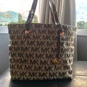 AUTHENTIC Michael Kors Bag